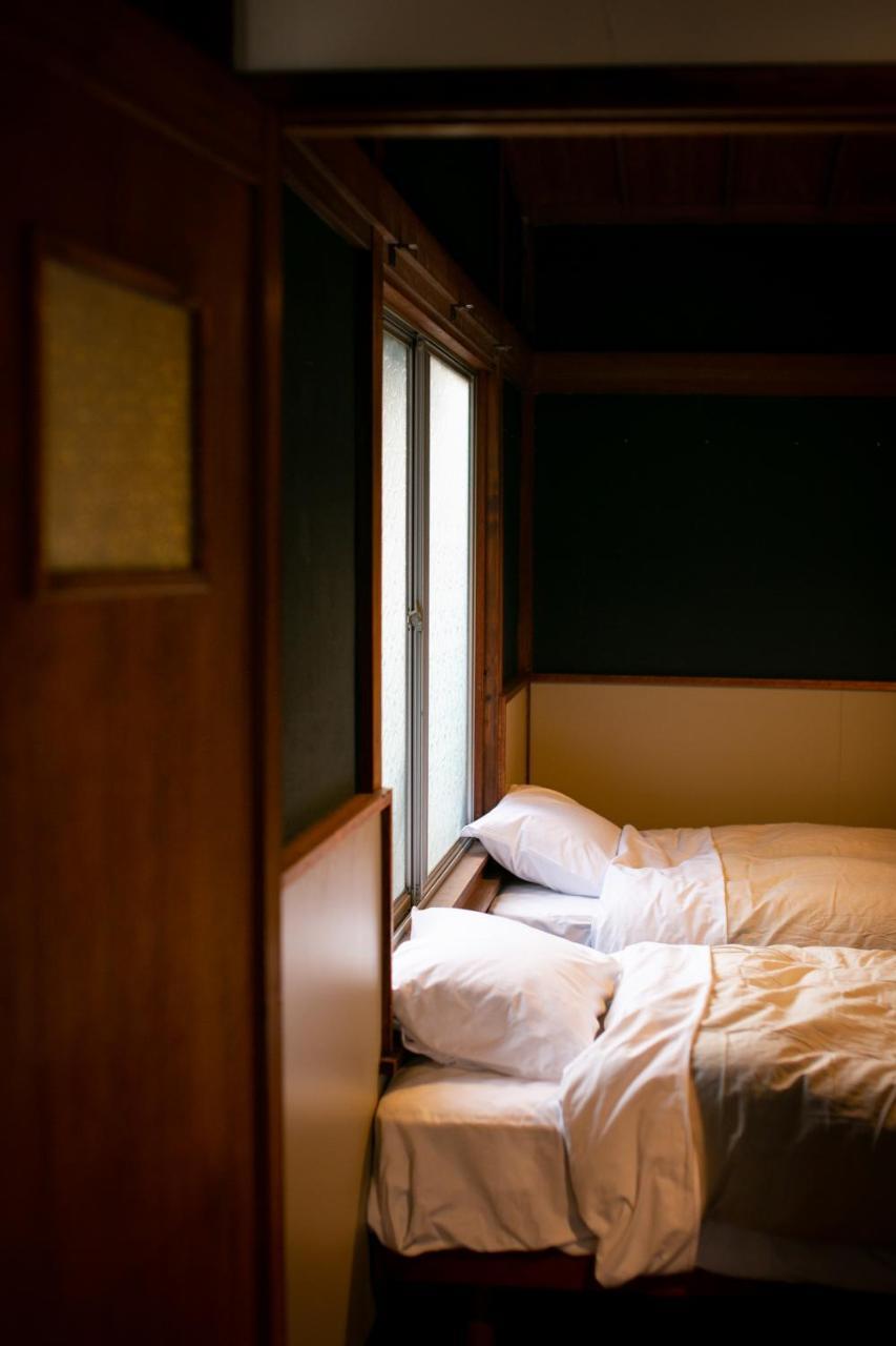 Mojiko Guest House Porto Kitakyūshū Exteriör bild