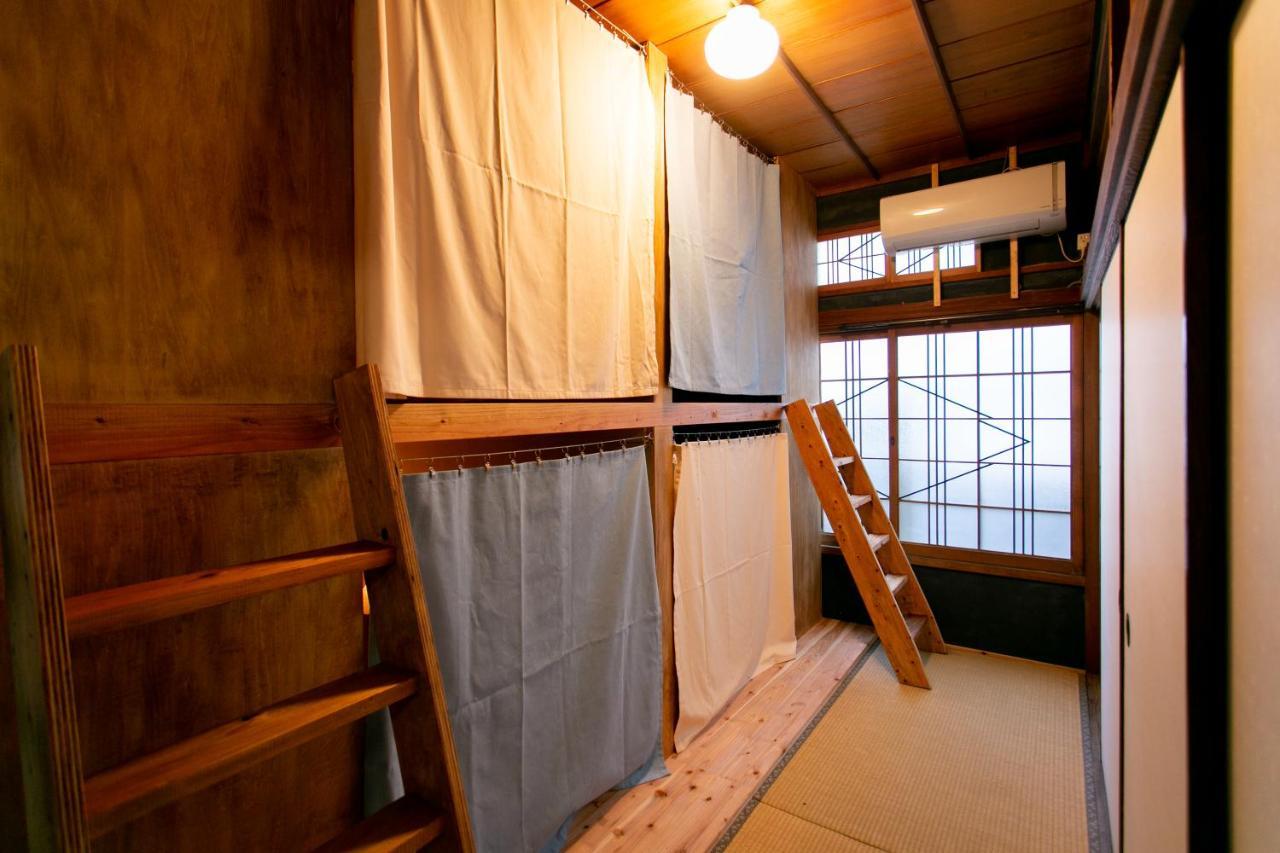 Mojiko Guest House Porto Kitakyūshū Exteriör bild