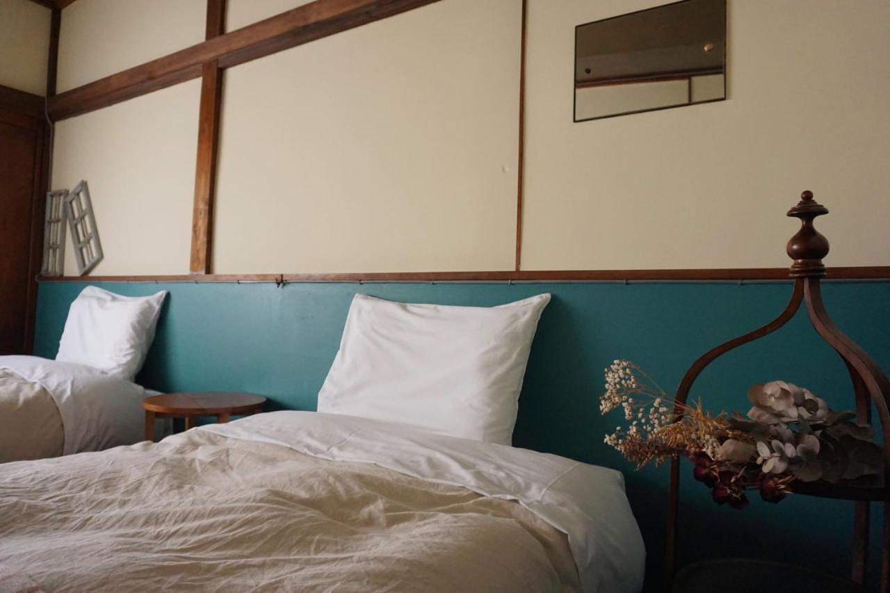 Mojiko Guest House Porto Kitakyūshū Exteriör bild